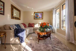 Luxury WaterFront 2/2 King Home BEST SPOT NEAR Beachs,shopping Restaurant's